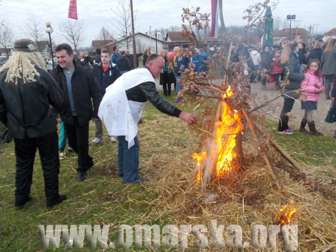 Badnjak_Omarska_2014_116